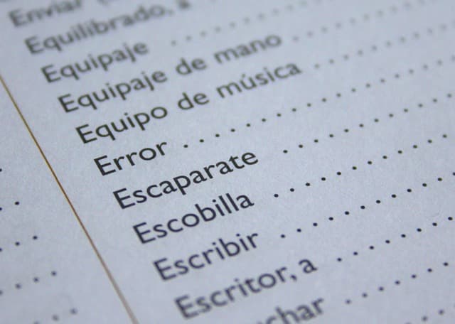 Cómo aprovechar los cursos de español para hablar con fluidez